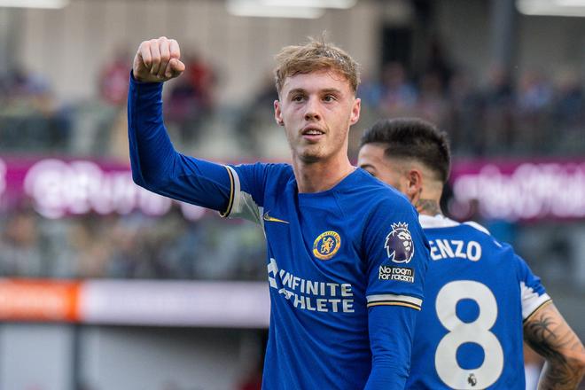 2025年世界女排联赛半决赛，意大利3-0战胜波兰，凭借进攻和网口优势强势夺冠。（2025世界女排联赛半决赛：意大利直落三局击败波兰，凭强势进攻与网口优势最终夺冠）