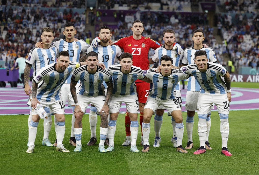 庆祝大儿子蒂亚戈13岁生日，梅西一家举办了巴萨主题生日派对（梅西一家为13岁蒂亚戈举行巴萨主题生日派对）