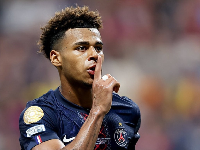 老佛爷：特瓦斯的薪水是英超主席的六倍，现在是时候清算他了（老佛爷：特瓦斯收入是英超主席的6倍，是时候跟他算账了）