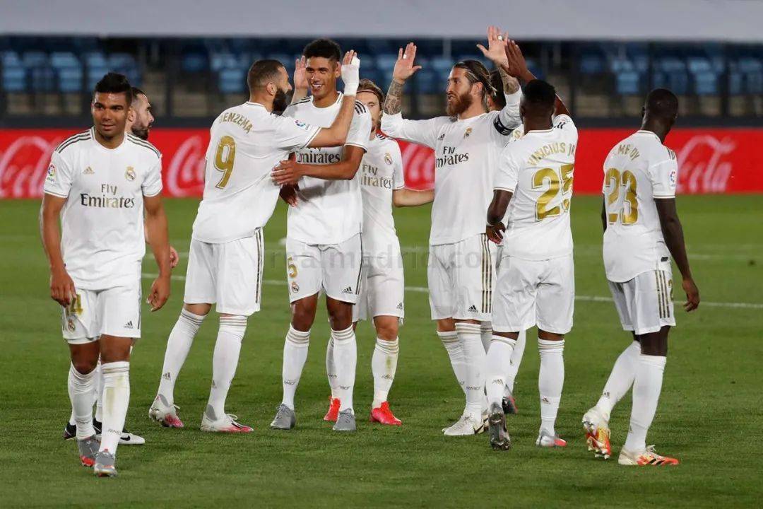 BLAST成都站第四日：XG战队一胜一负，Falcons和Tundra领跑积分榜