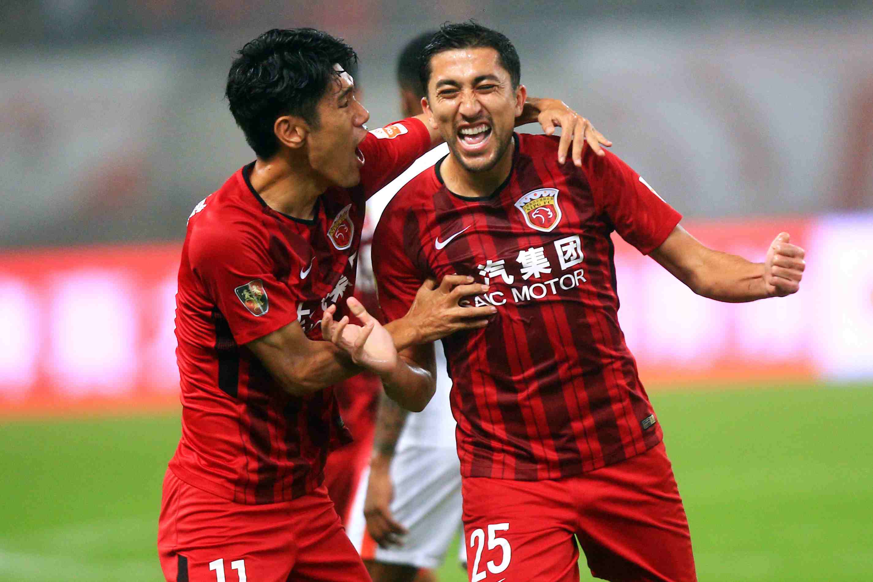 米体：意甲启用高可见度足球，荧光橙配色以往仅用于极端天气（米体：意甲改用高可视度用球，荧光橙此前仅限极端天气）