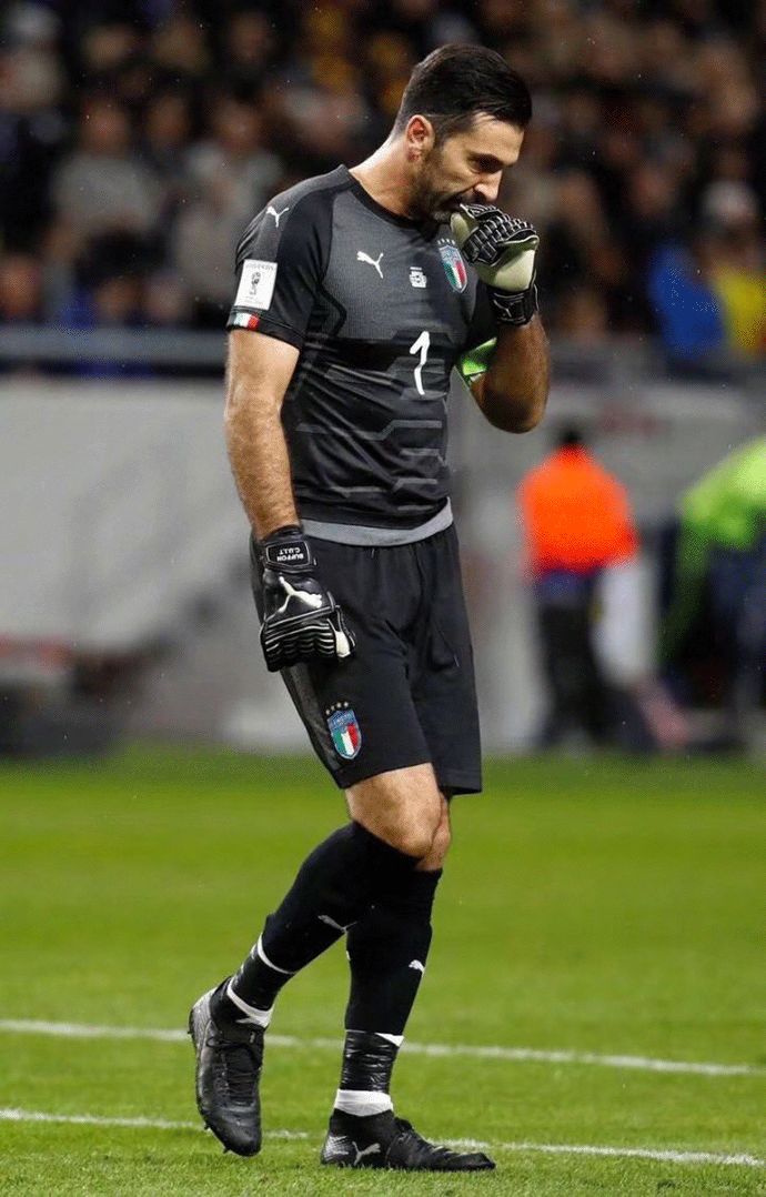 最后一防，为什么没人补？（关键一防，为何无人补位？）