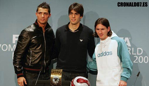 让哈兰德“歇一歇”！昔日MVP走回正轨，他应当接过曼城领军大旗（让哈兰德暂歇！昔日MVP找回状态，该他扛起曼城大旗）