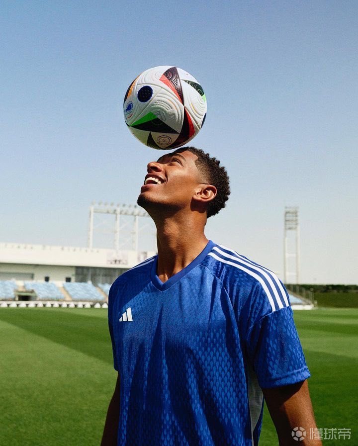 中超：山东泰山主场2-1逆转武汉三镇（中超：山东泰山主场2-1翻盘武汉三镇）